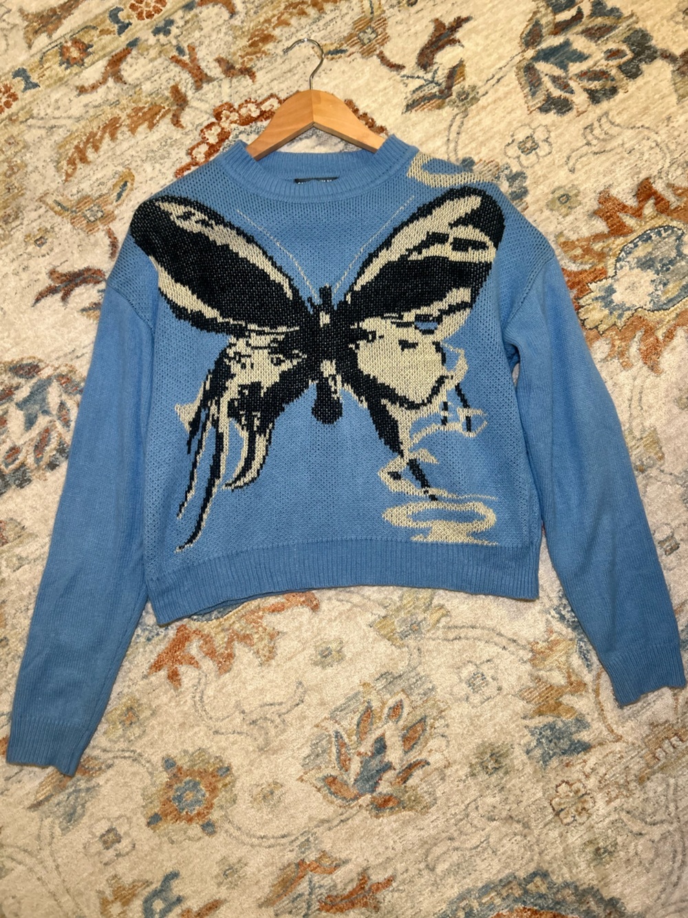 SHEIN Blue Crewneck Sweater with Butterfly Fall Knit size M - Thin Layer